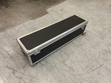 Flight case 33x38x138
