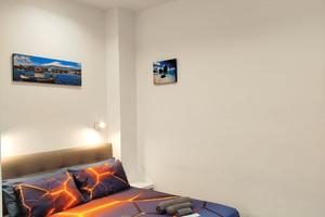 Luminoso monovano ristrutturato arredato