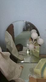 Specchio con lampade