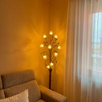 Lampada piantana con 10 fiori