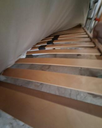 Reti in legno letti singoli + materassi