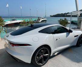 Fantastica Jaguar F-Type R-Dynamic