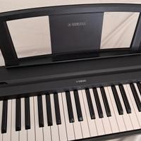 Tastiera Yamaha + leggio + pedale + adattatore