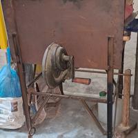 forgia fucina per ferro