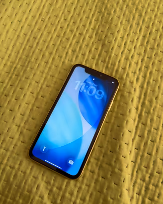 iPhone 11 giallo 128 gb batteria 100%