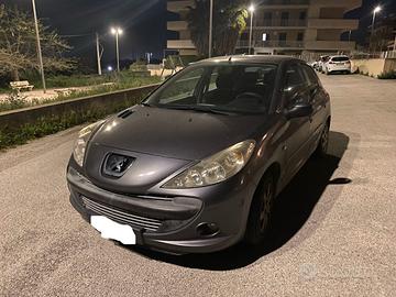 Peugeot 206 - 2010
