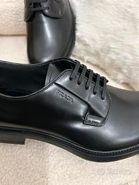 Scarpe Prada 41.5 in pelle Originali