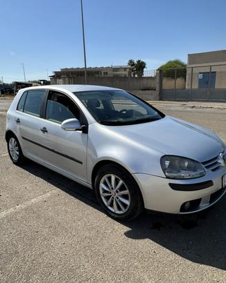 Golf v 105 cv 1.9 tdi