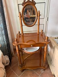 Tolettina in legno noce riproduzione