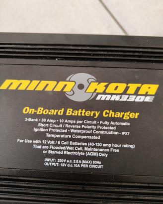 caricabatterie minnkota mk330E 36V