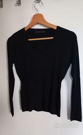 Maglietta in maglia nera scollo V