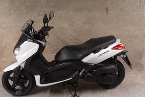 yamaha xmax 250  solo 39.650 km
