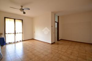 2 LOCALI A CAPRIATE SAN GERVASIO