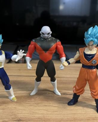 Goku vegeta jiren uovo Pasqua kinder dragonball