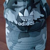 Cappello Adidas mimetico 