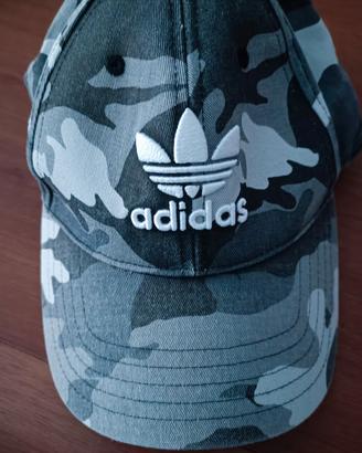 Cappello Adidas mimetico 
