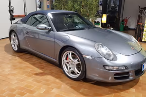 Porsche 997 911 Carrera Cabriolet 4S Book service 