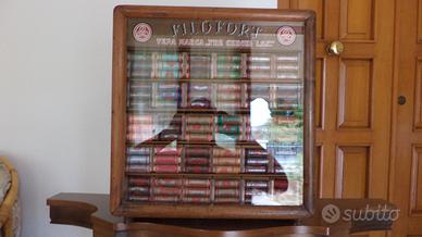 Espositore Cucirini tre cerchi anni 60