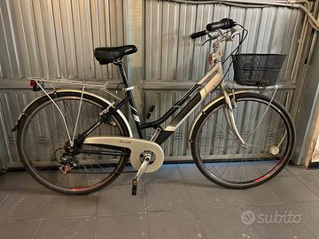 Bici da donna in alluminio, ruote da 28”