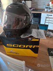 Caschi moto