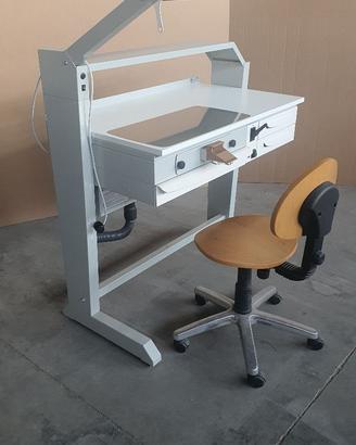 Tavolo per Odontotecnici