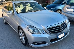 Mercedes-benz E 220 CDI BlueEFFICIENCY Avantgarde