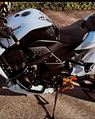 Kawasaki z750R 