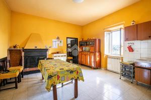 3 LOCALI A SELCI