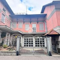 BIFAMILIARE A CESANO MADERNO