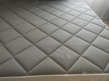 Letto e materasso 2 piazze