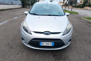 Ford Fiesta 1.4 GPL 5 PORTE SOLAMENTE 97.000 KM