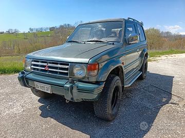 Pajero v20