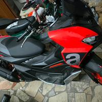 Aprilia SR GT 200 SPORT