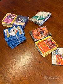 Carte pokemon e 2 mazzi completi sole e luna