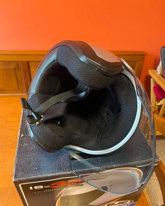Casco usato pochissimo