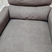 Poltrona relax  reclinabile  manualmente