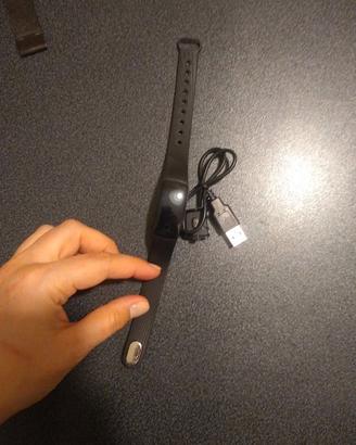 Orologio fitness tracker