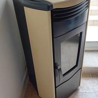 Stufa a pellet Extraflame Melinda Idro Steel