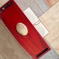 penna a sfera e tagliacarte