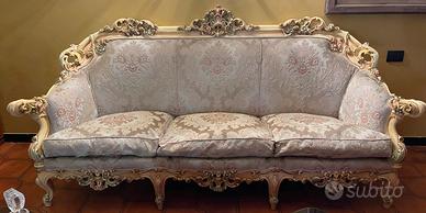 Elegante salotto stile barocco veneziano