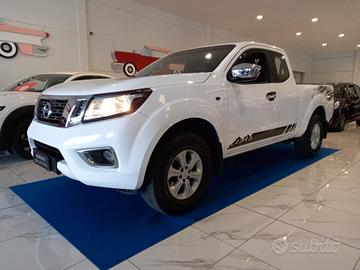 Nissan Navara 2.3 dCi 4WD King Cab Acenta