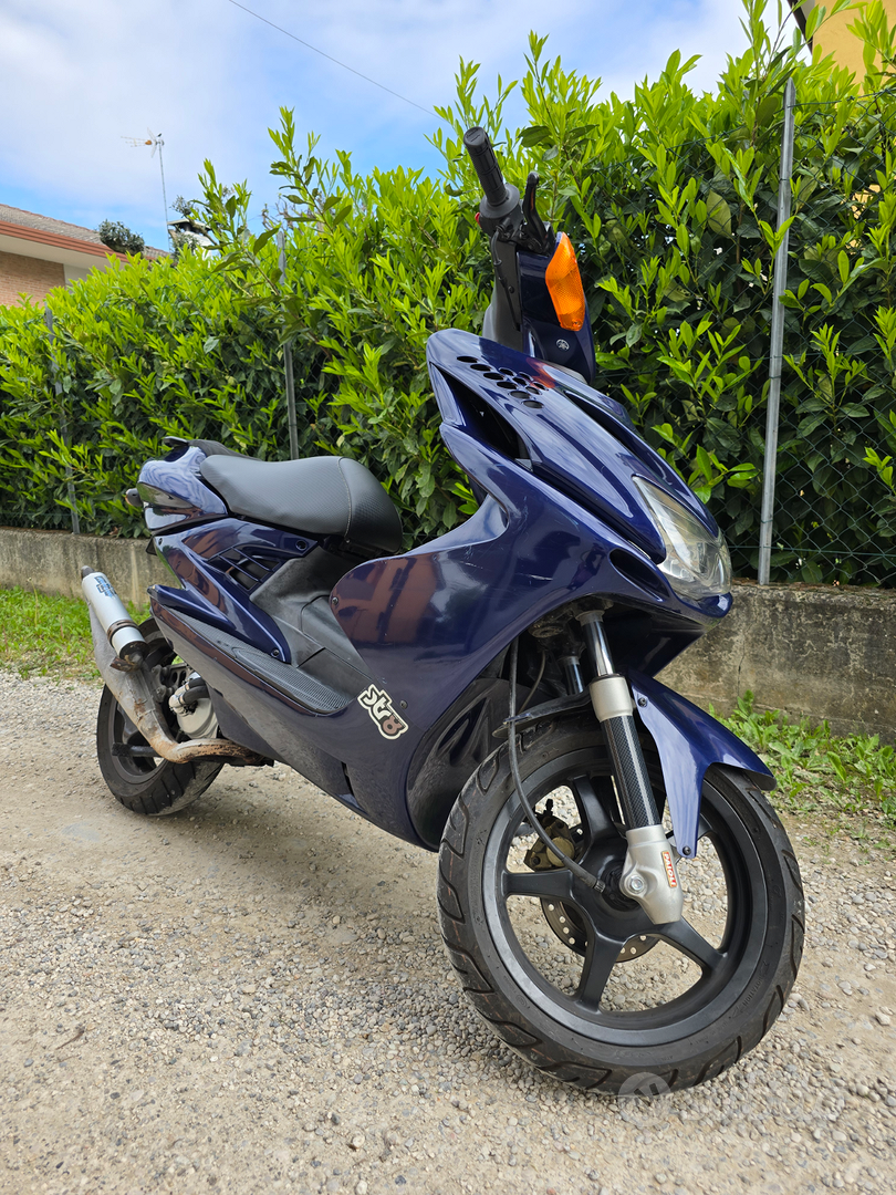 Yamaha Aerox Listino Prezzi Scooter 50cc Nuovi Yamaha Aerox 50