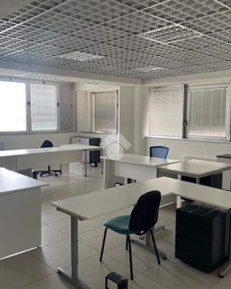 UFFICIO A CASALECCHIO DI RENO