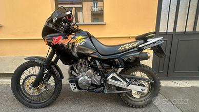 Honda NX 650 Dominator