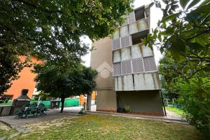 4 LOCALI A CALDERARA DI RENO