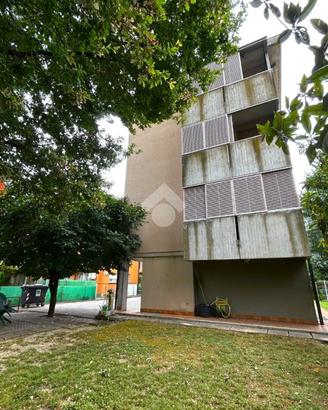 4 LOCALI A CALDERARA DI RENO