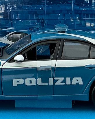 Modellino auto 1/24 Alfa Romeo Giulia Polizia