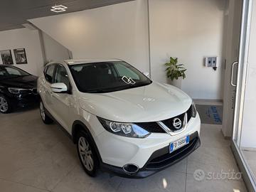Nissan Qashqai 1.2 DIG-T Business