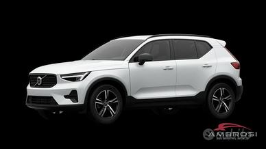 VOLVO XC40 B3 Mild hybrid Benzina Plus