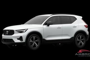 VOLVO XC40 B3 Mild hybrid Benzina Plus